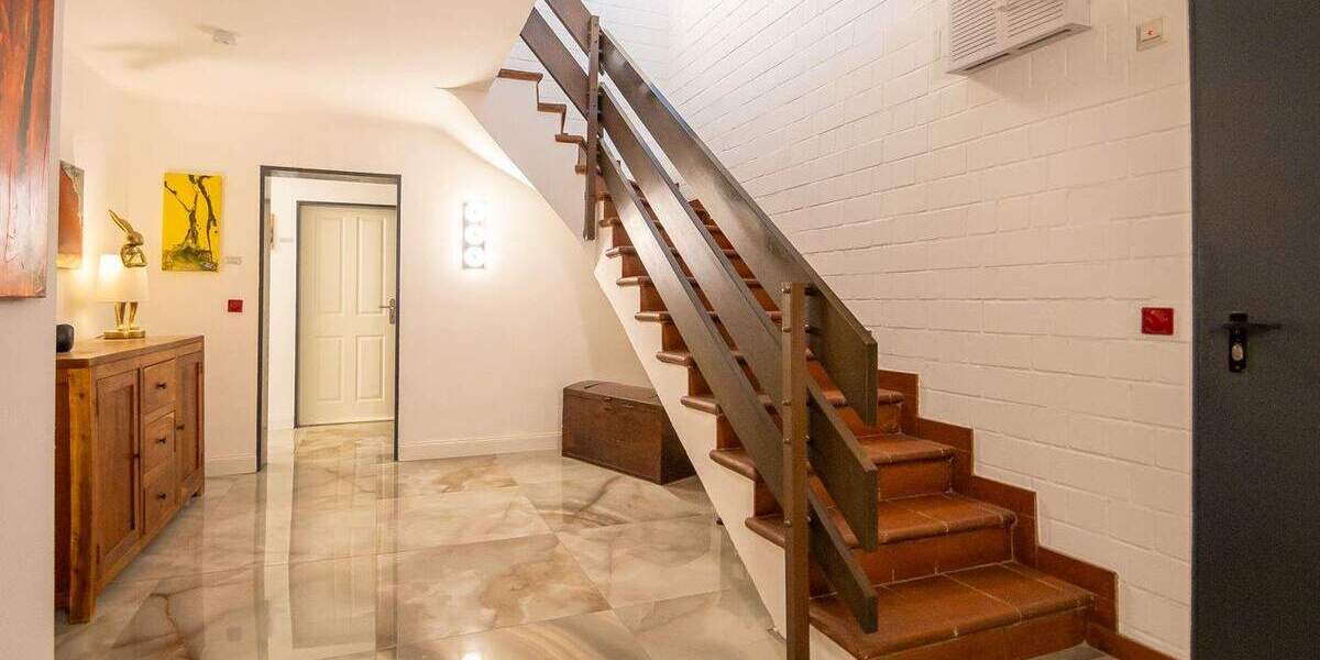 Stilvoller Bungalow mit Pool und liebevoll angelegtem Garten 5 zimmer