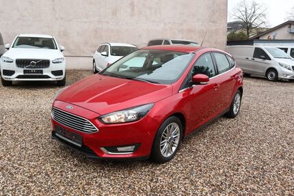 Ford Focus 82.313 km 7.990 &euro; Solingen 42653
