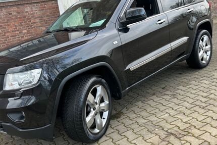 Jeep Grand Cherokee 172.900 km 10.500 &euro; Köln 51069