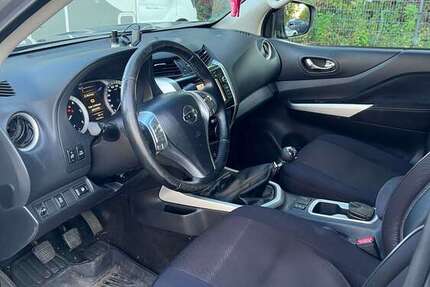 Nissan Navara 166.000 km 18.000 € Siegburg 53721