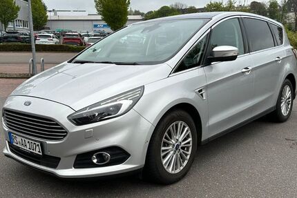 Ford S-Max 161.000 km 15.300 € Remscheid 42853