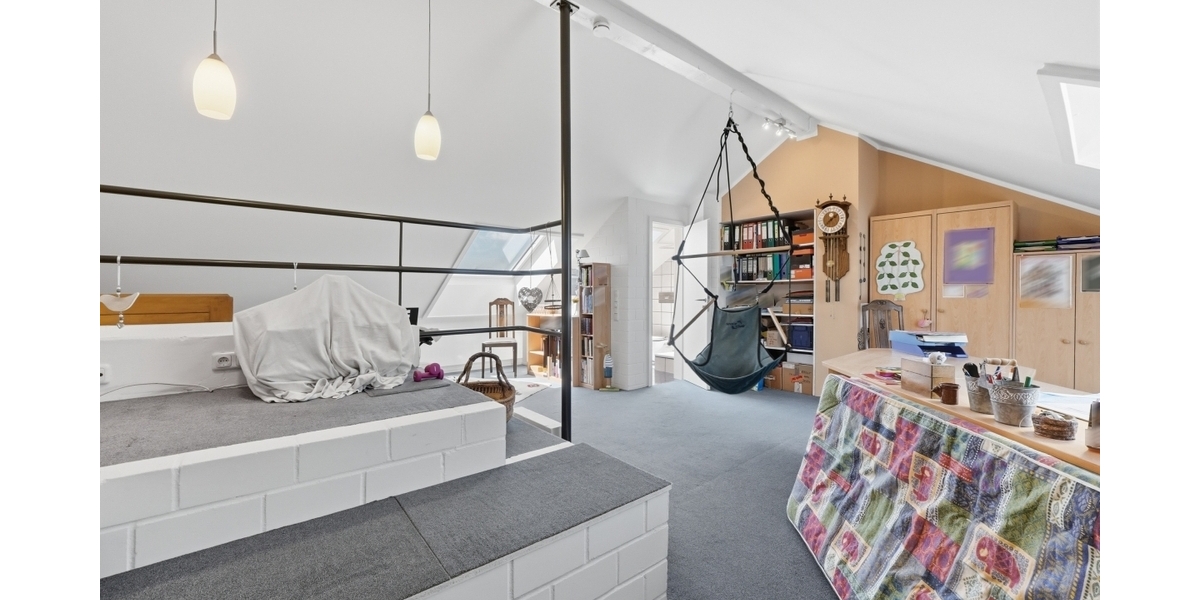 Modernisiert & energieeffizient! 161 m² Wohnkomfort mit Wärmepumpe, PV-Anlage in einer Sackgasse. - Reihenmittelhaus Pulheim | Angebot:27212381