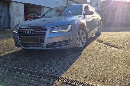 Audi A8 368.000 km 11.900 &euro; Burscheid 51399