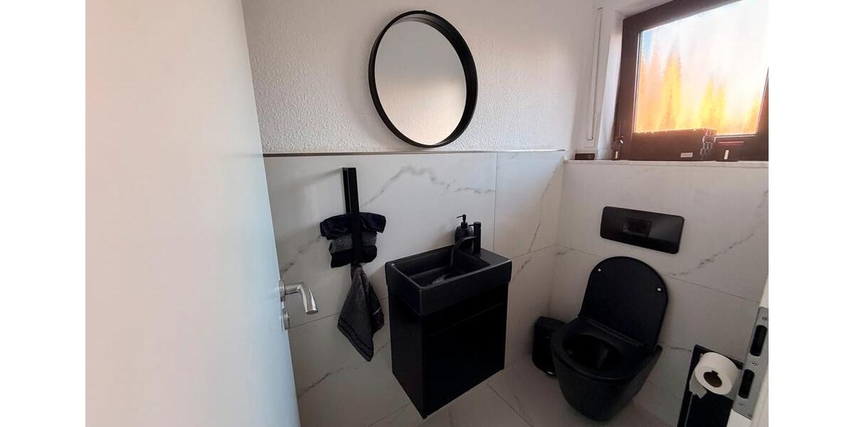 Doppelhaushälfte Köln Mülheim - 5.5 Zimmer, 160 m&sup2;, 2.500&euro; | Angebot:25057866