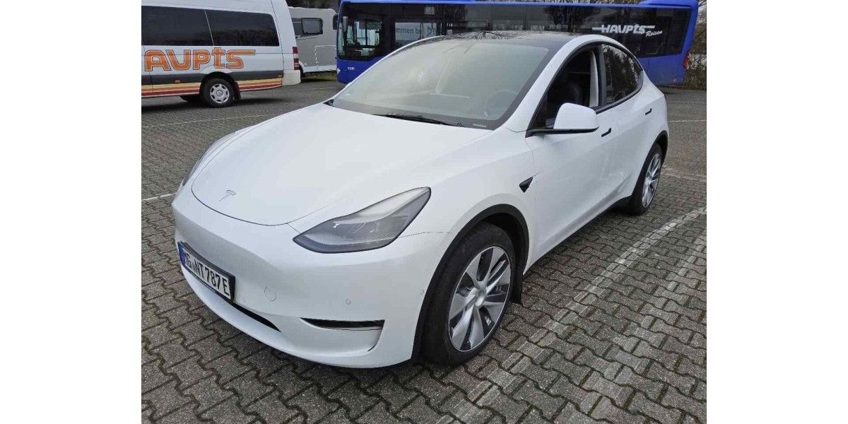 Tesla Model Y 41.963 km 34.500 &euro; Hennef 53773