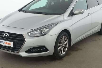 Hyundai i40 102.509 km 11.850 &euro; Köln 50739