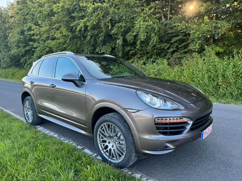Porsche Cayenne 212.600 km 16.999 € Wesseling 50389