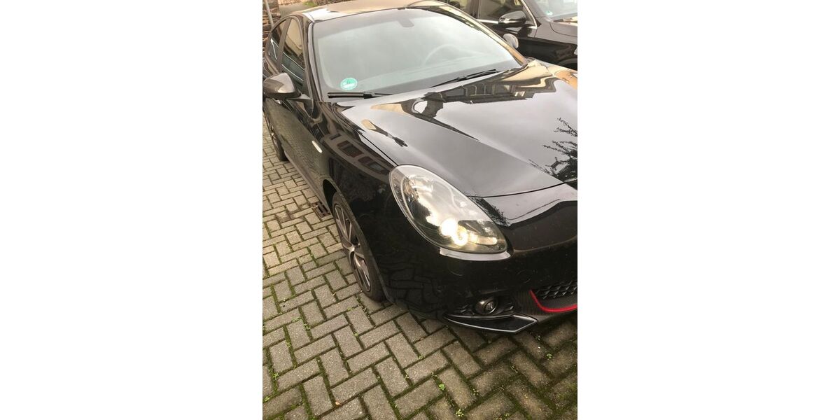 Alfa Romeo Giulietta 72.000 km 14.100 € Köln 51069