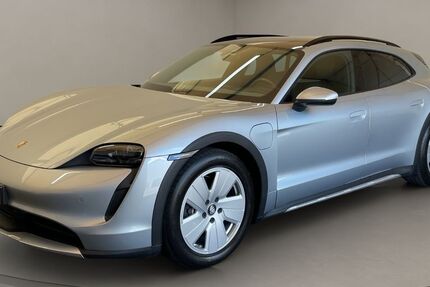 Porsche Taycan 50.345 km 63.300 &euro; Köln 50823