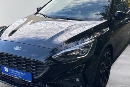 Ford Focus 29.264 km 16.980 € Düsseldorf 40472