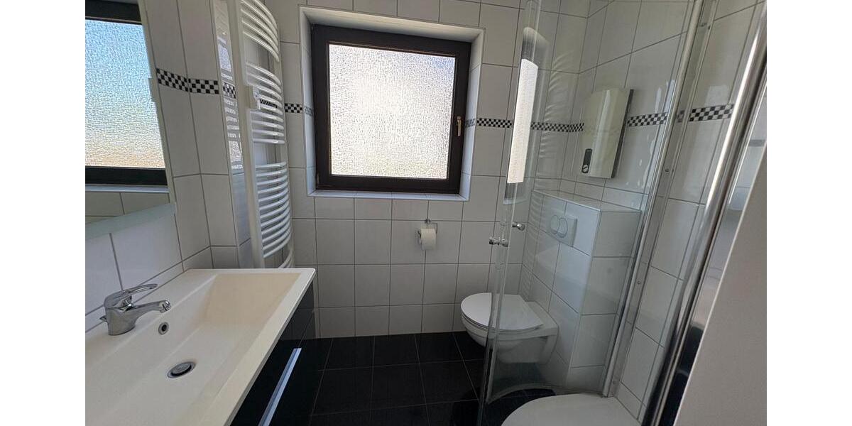 Etagenwohnung Langenfeld (Rheinland) - 3 Zimmer, 84 m&sup2;, 329.000&euro; | Angebot:27624230