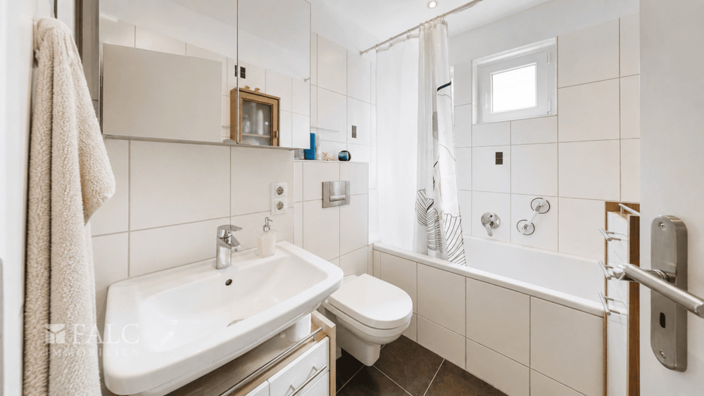 Etagenwohnung Köln Gremberghoven - 2 Zimmer, 60 m&sup2;, 239.000&euro; | Angebot:26778663