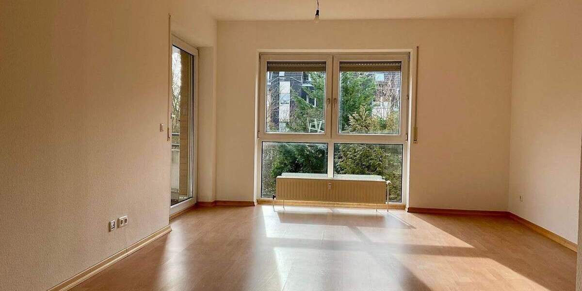 Etagenwohnung Troisdorf Sieglar - 3 Zimmer, 82 m&sup2;, 869&euro; | Angebot:25154998