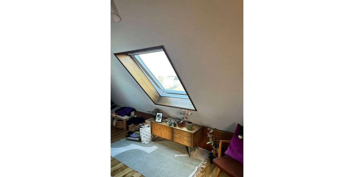 Dachgeschoßwohnung Köln Mülheim - 3 Zimmer, 78 m&sup2;, 1.145&euro; | Angebot:26373574
