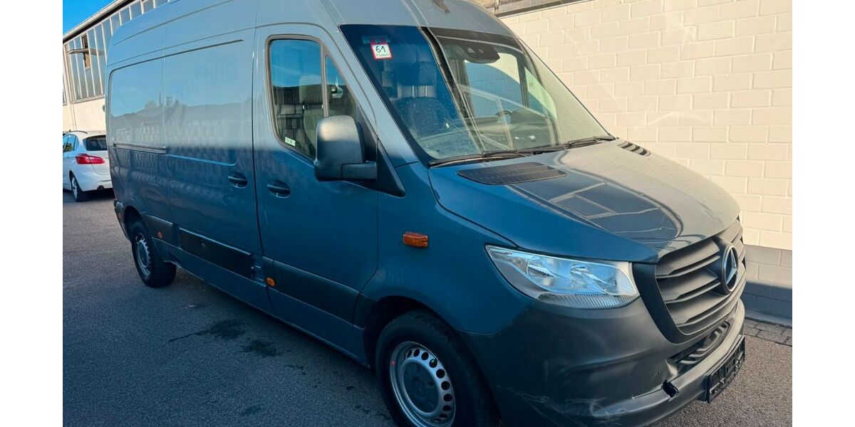 Mercedes-Benz Sprinter 138.000 km 10.650 &euro; Köln 51149