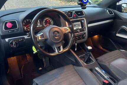 VW Scirocco 288.343 km 4.750 € Köln 51107