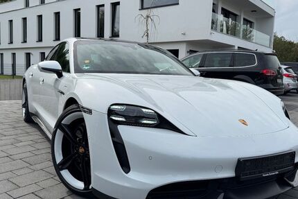 Porsche Taycan 79.000 km 86.990 € Köln 51105