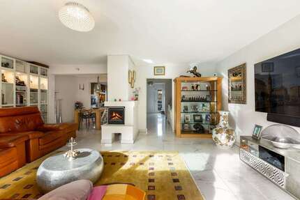 Haus Frechen - 6 Zimmer, 198 m&sup2;, 780.000&euro; | Angebot:25630009