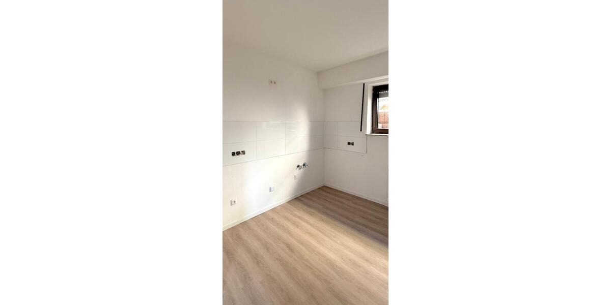 Dein perfektes Starter-Home: Super renovierte Souterrainwohnung in Erftstadt-Dirmerzheim 2 zimmer