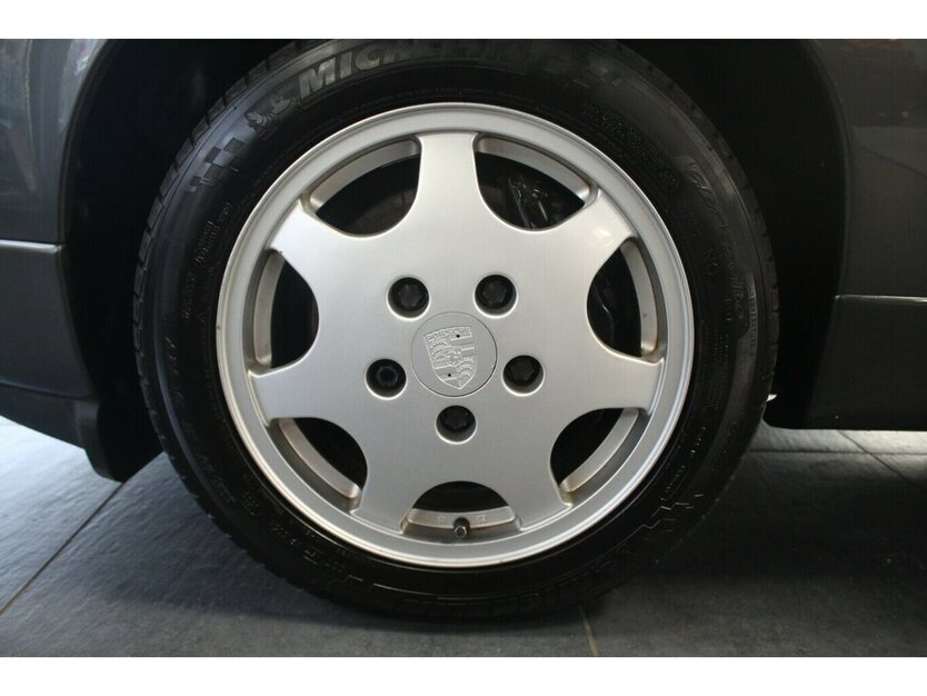 Porsche 928 GT - OLDTIMER - Schiebedach - Klima - 122.303 km 46.980 € Euskirchen 53881