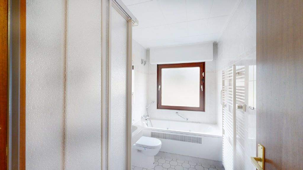 Einfamilienhaus Erftstadt Lechenich - 5 Zimmer, 140 m&sup2;, 350.000&euro; | Angebot:24609891