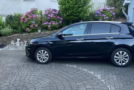 Fiat Tipo 63.000 km 11.450 &euro; Bergisch Gladbach 51429