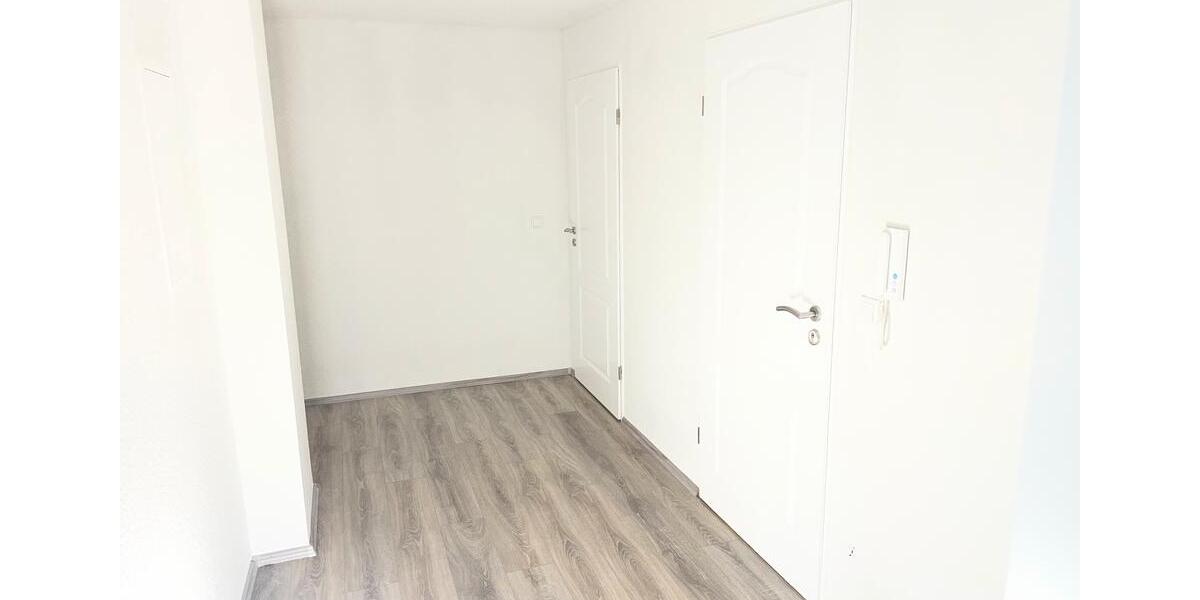 Dachgeschoßwohnung Langenfeld (Rheinland) - 2 Zimmer, 64 m&sup2;, 850&euro; | Angebot:27581335