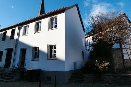 Haus Köln Innenstadt - 3 Zimmer, 93 m&sup2;, 1.200&euro; | Angebot:26592490