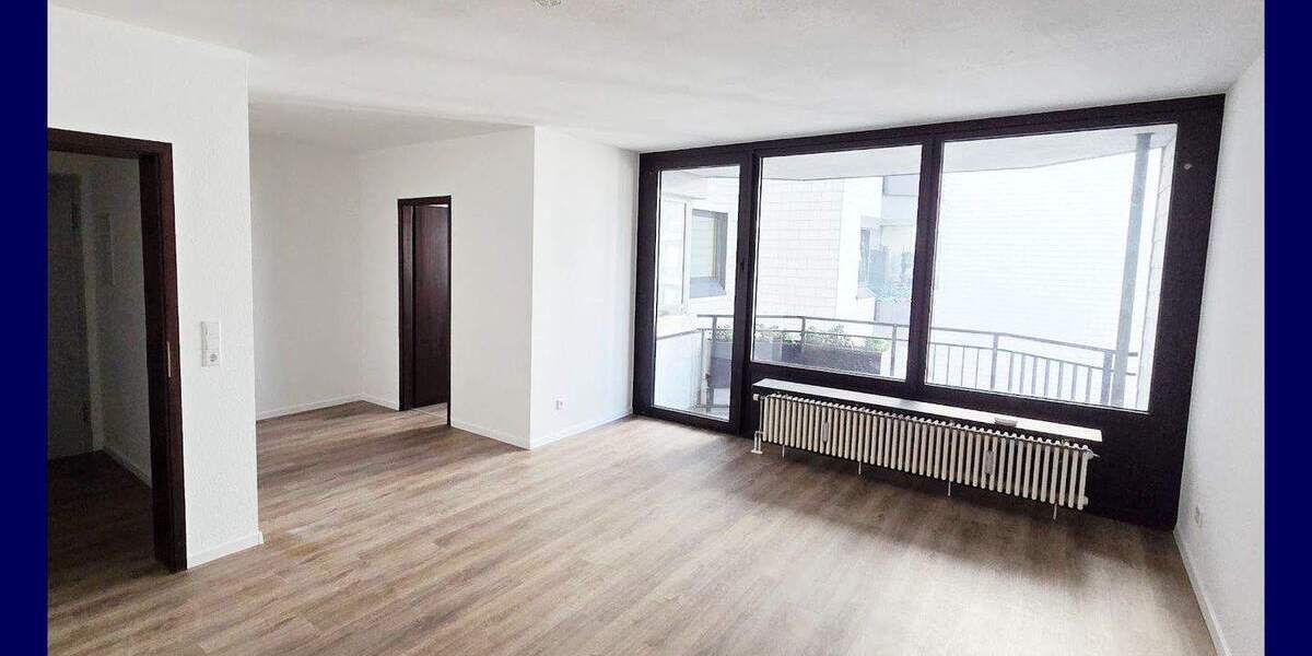 Renovierte 3-Zimmer-Wohnung mit neuem Boden, neuen Wänden, Balkon, Wannenbad, Gäste-WC, Aufzug 3 zimmer