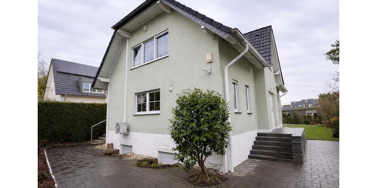 Einfamilienhaus Siegburg - 3 Zimmer, 186 m&sup2;, 788.000&euro; | Angebot:25048859