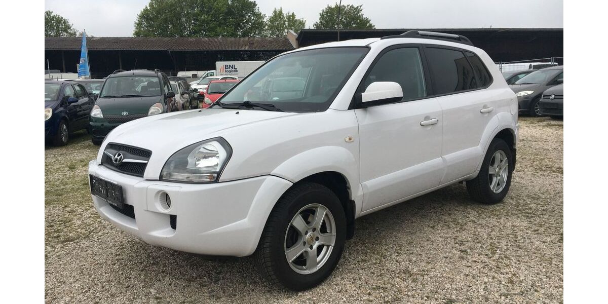 Hyundai TUCSON 165.000 km 4.299 &euro; Bonn 53227