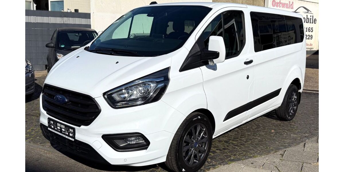 Ford Tourneo Custom 182.000 km 22.999 € Köln 51065