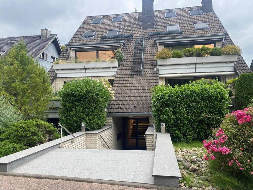 Möblierte EinraumWohnung in exklusiver Wohnlage am Rhein in Wittlaer
