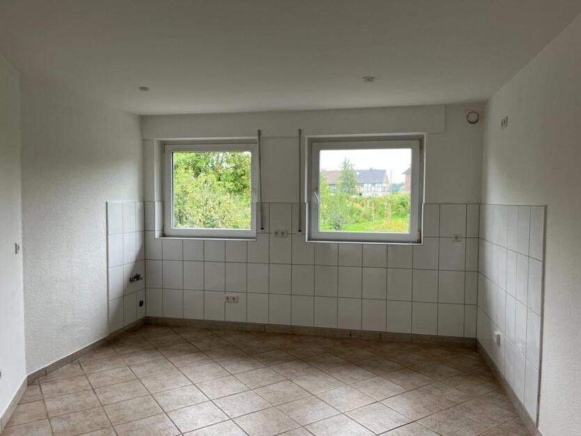 **Renoviertes, großzügiges Reihenmittelhaus in Leverkusen Kursiefen**
