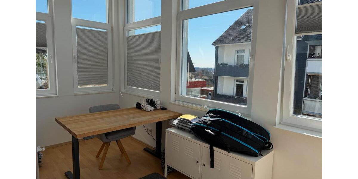 Etagenwohnung Wermelskirchen - 3 Zimmer, 117 m&sup2;, 1.260&euro; | Angebot:26283503