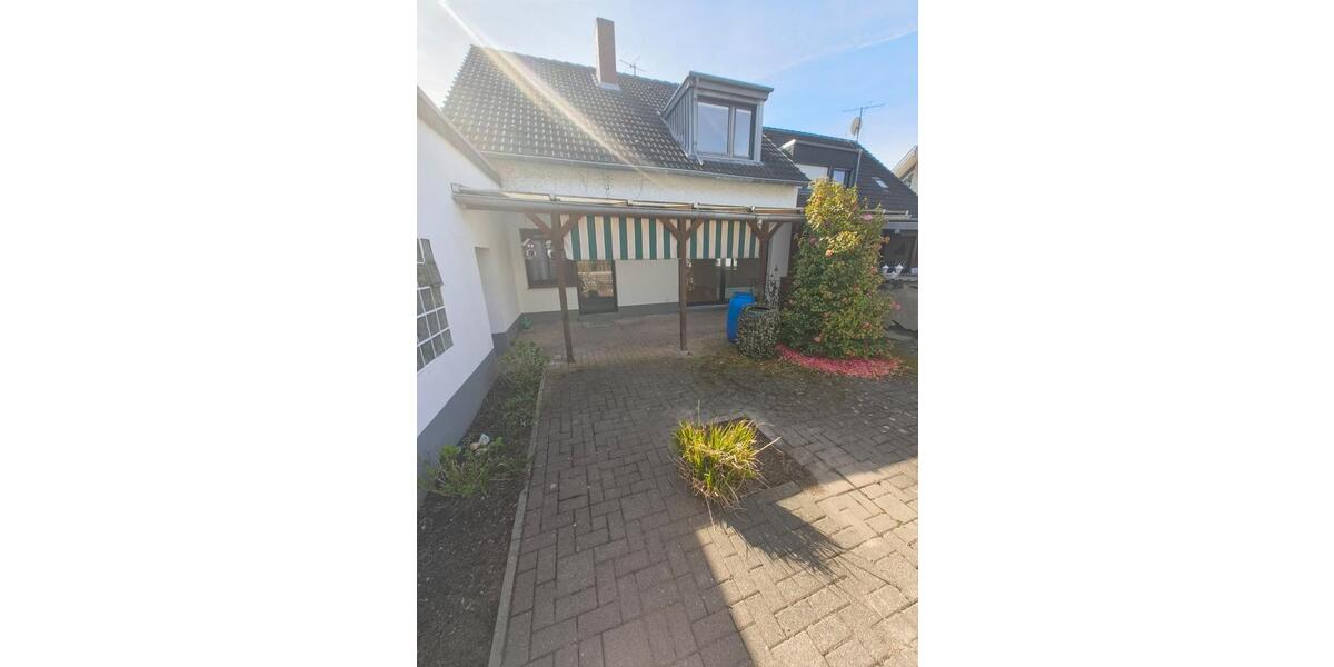 Einfamilienhaus Kerpen - 5 Zimmer, 130 m&sup2;, 1.850&euro; | Angebot:26055922