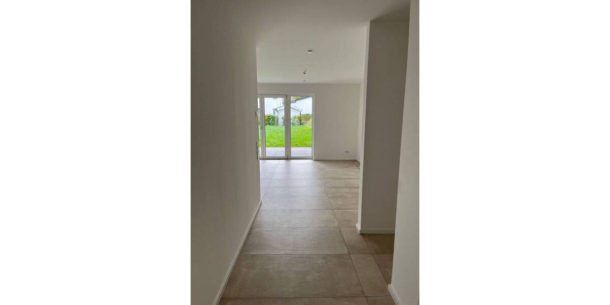 Etagenwohnung Hennef (Sieg) Lichtenberg - 2 Zimmer, 68 m&sup2;, 725&euro; | Angebot:26778265