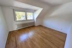 Dachgeschoßwohnung Köln Porz - 3 Zimmer, 80 m&sup2;, 1.200&euro; | Angebot:27621872