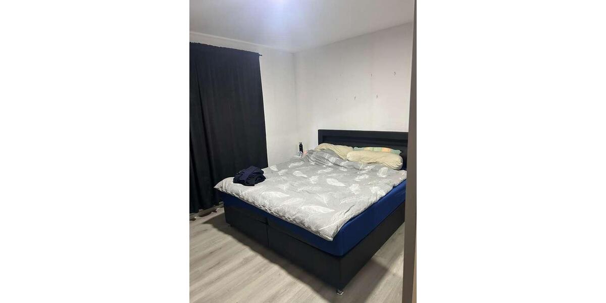 Etagenwohnung Wermelskirchen - 3 Zimmer, 79 m&sup2;, 210.000&euro; | Angebot:26679309
