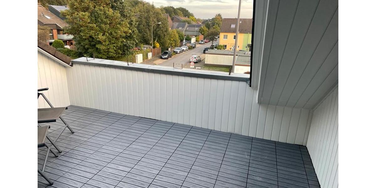 Dachgeschoßwohnung Langenfeld (Rheinland) - 2 Zimmer, 64 m&sup2;, 850&euro; | Angebot:27581335