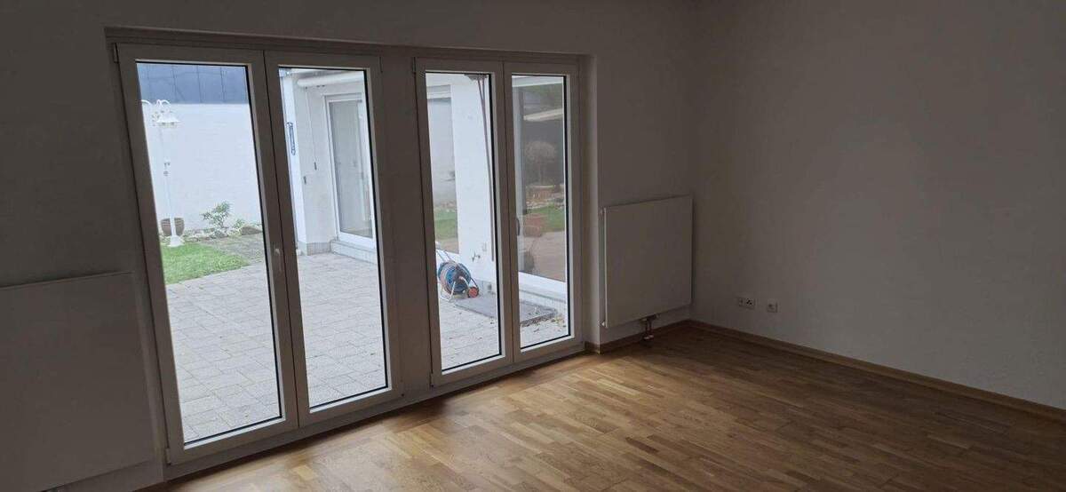 Barrierefreier Bungalow in Rodenkirchen-Rondorf-Hochkirchen 4 zimmer