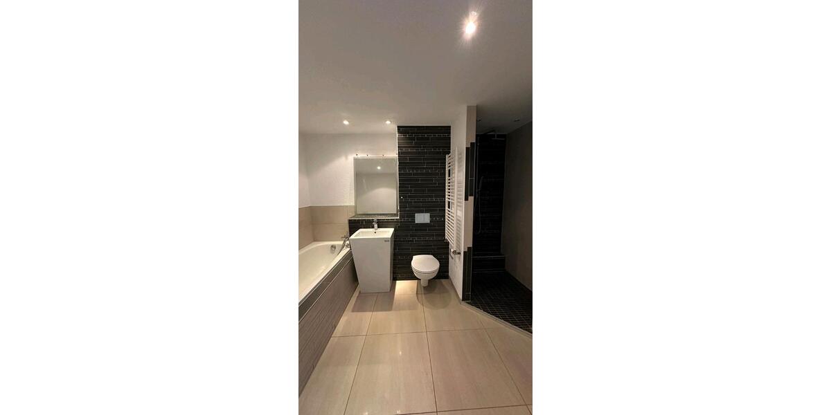 Reihenhaus Köln Chorweiler - 5 Zimmer, 141 m&sup2;, 583.500&euro; | Angebot:27000218