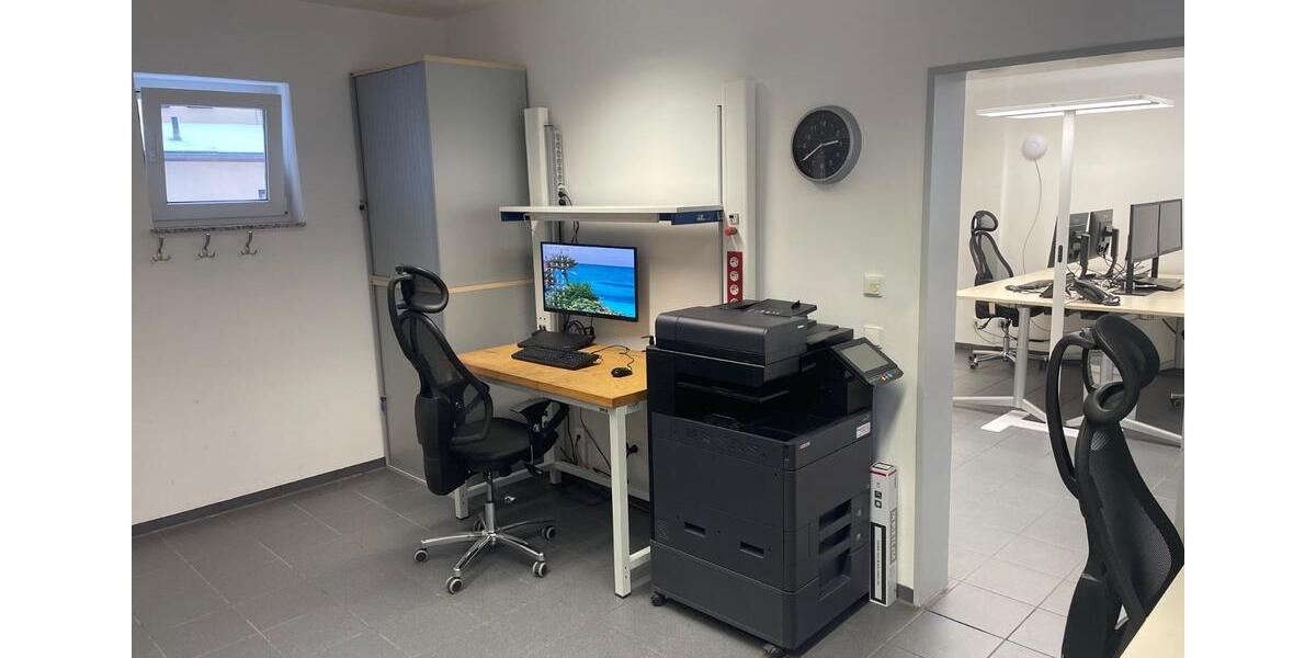 Kleines, helles, freundliches Büro (EG) in Erftstadt zimmer