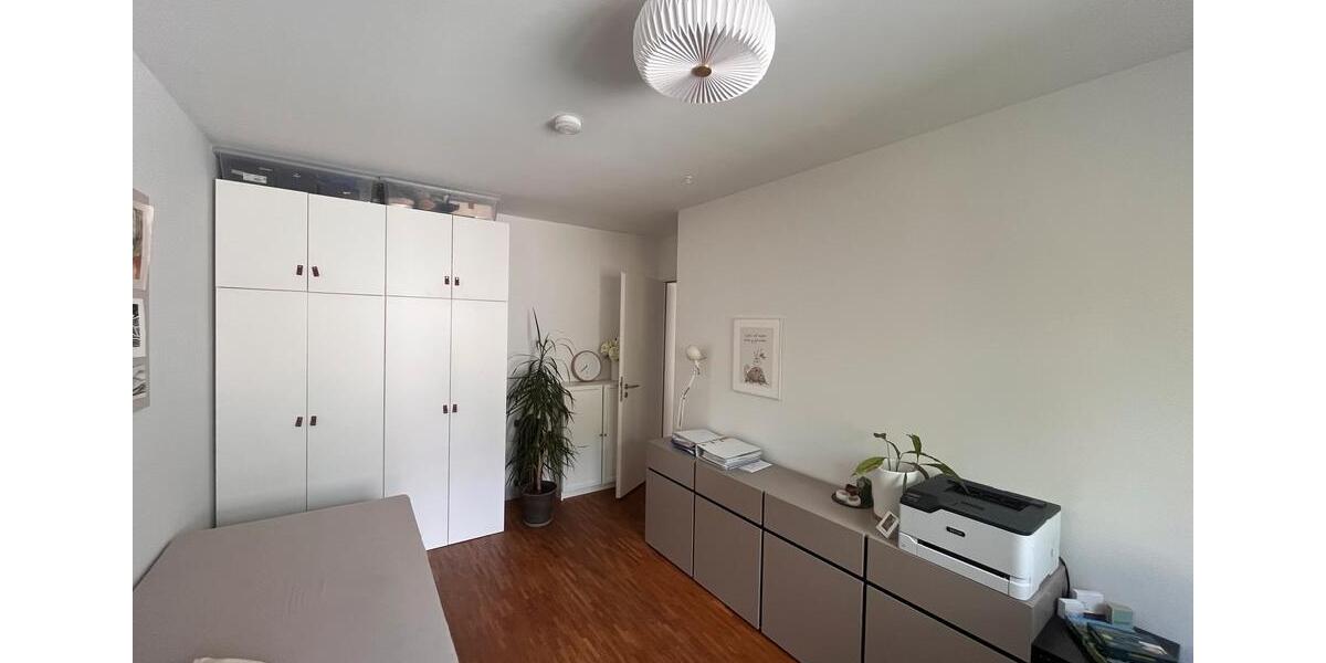 Etagenwohnung Köln Rodenkirchen - 3 Zimmer, 95 m&sup2;, 1.900&euro; | Angebot:27595482