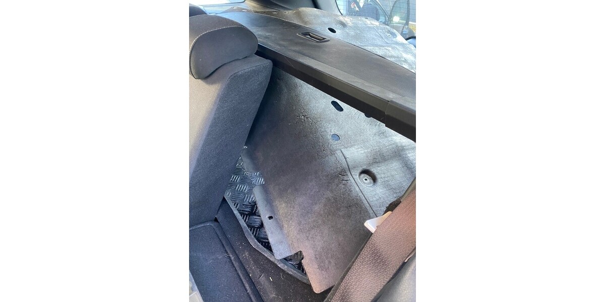 Opel Astra K Sports1.5CDTI.NAVI. VOLL-LED.PDC.ALUF 140.000 km 4.100 &euro; Hilden 40721