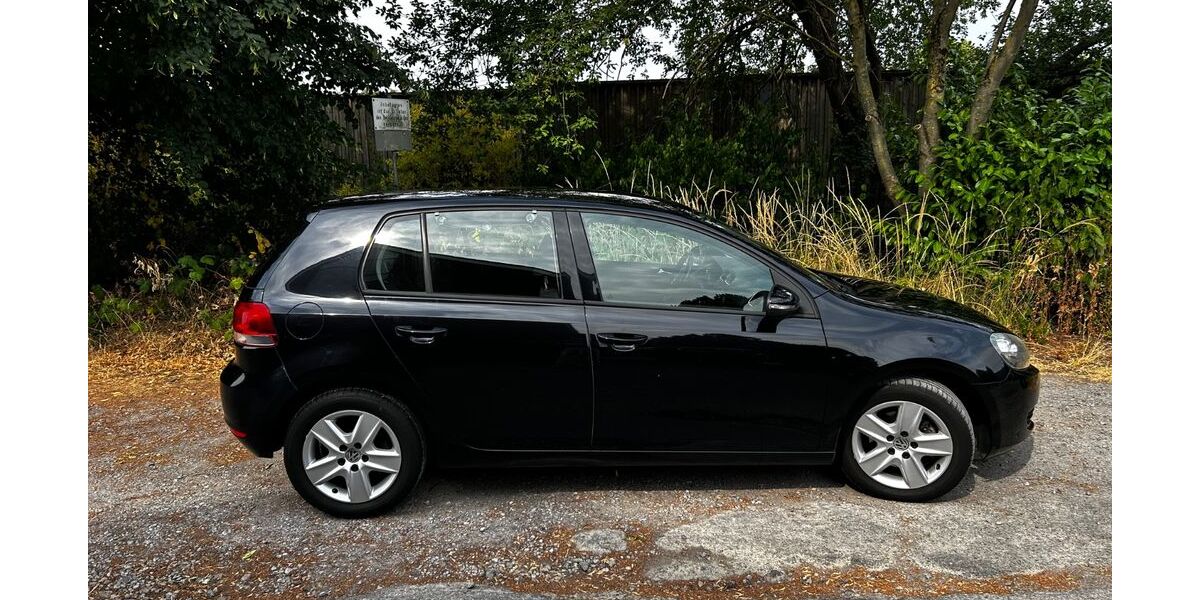 VW Golf 137.000 km 5.800 &euro; Langenfeld 40764