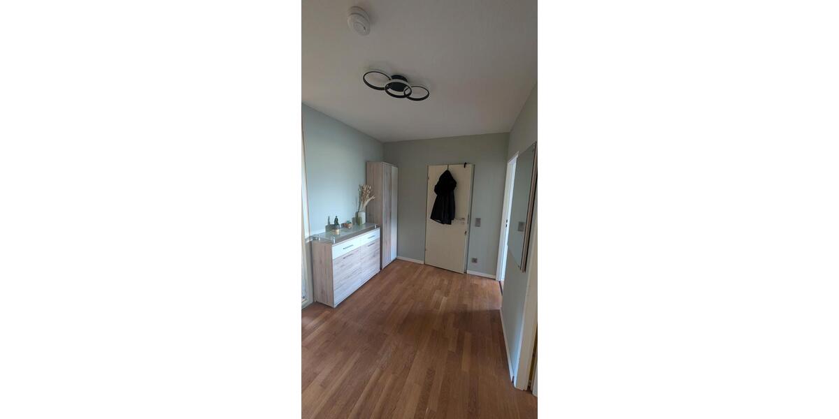 Etagenwohnung Solingen Höhscheid - 3 Zimmer, 84 m&sup2;, 275.000&euro; | Angebot:27629403