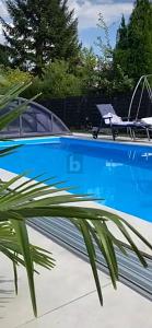 WOHNEN & VERMIETEN MIT GARTEN UND POOL - Mehrfamilienhaus, Wohnhaus Köln Porz | Angebot:26997764
