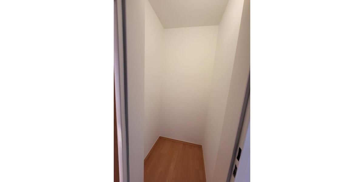 Dachgeschoßwohnung Bergheim Auenheim - 2 Zimmer, 75 m&sup2;, 790&euro; | Angebot:24352117
