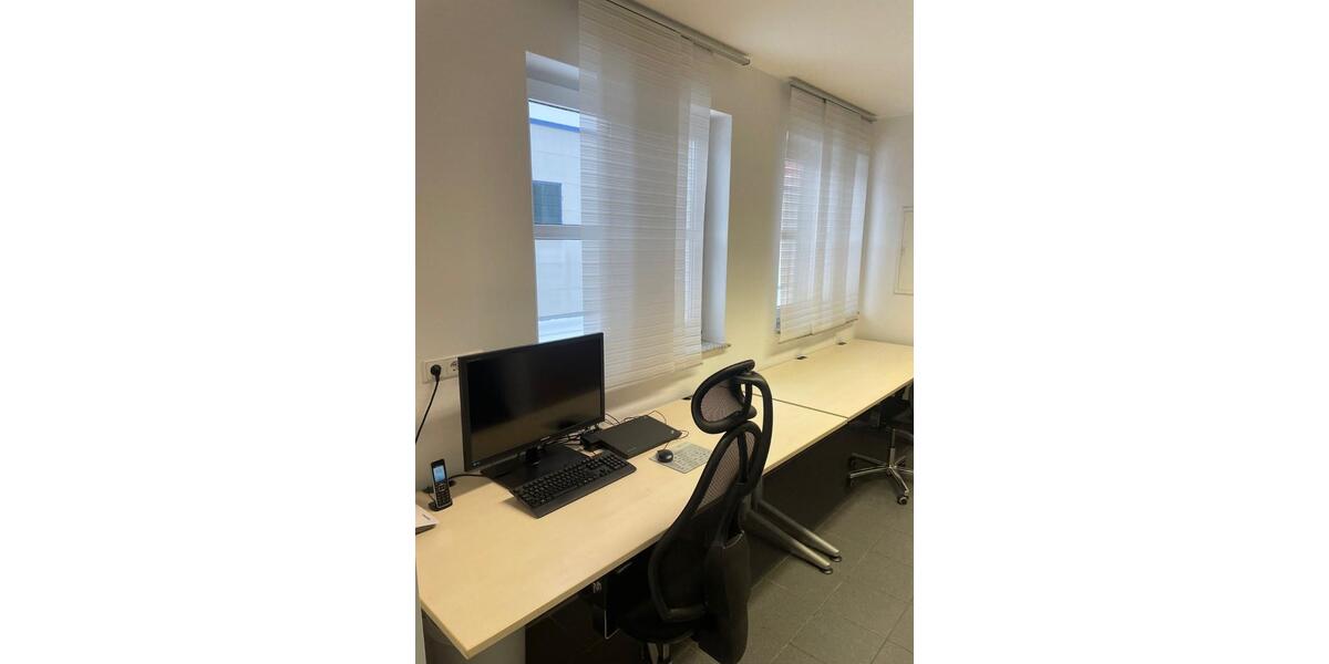 Kleines, helles, freundliches Büro (EG) in Erftstadt zimmer